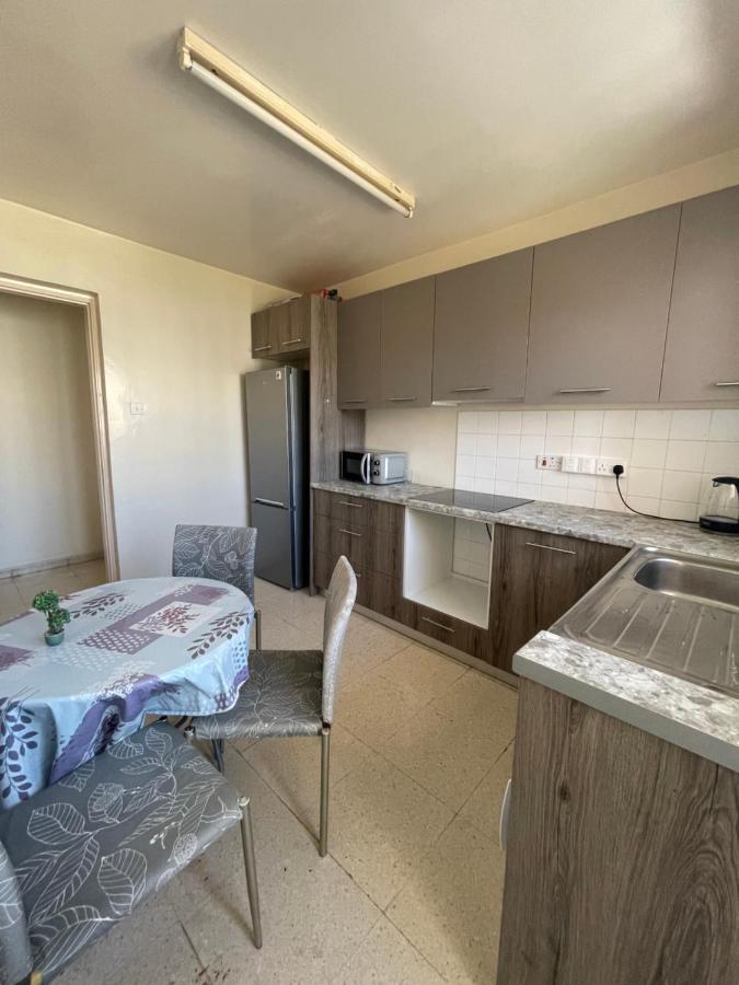 Ptolemaidos Cosy Family Apartment Larnaca Eksteriør billede