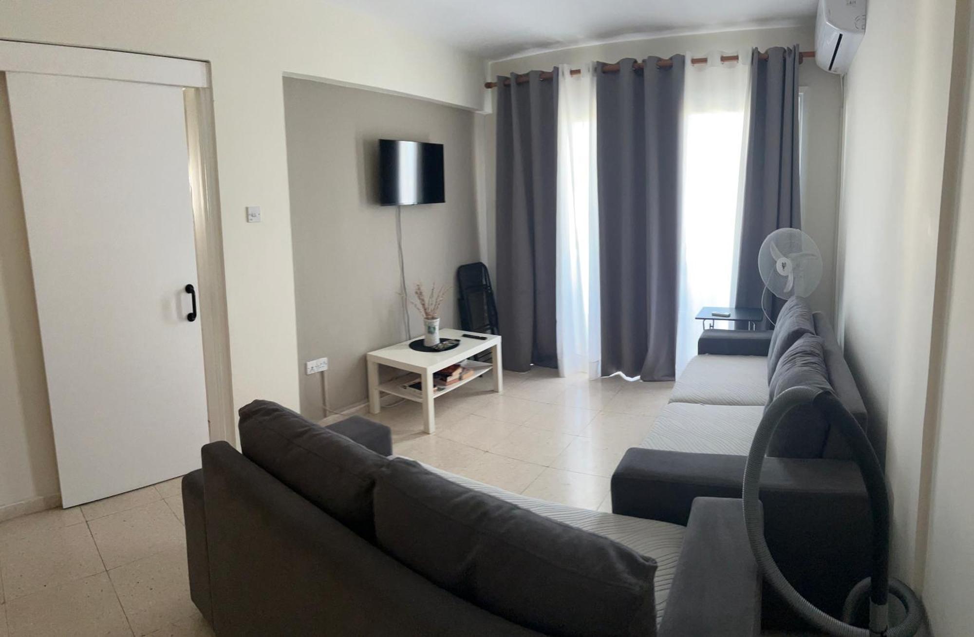 Ptolemaidos Cosy Family Apartment Larnaca Eksteriør billede
